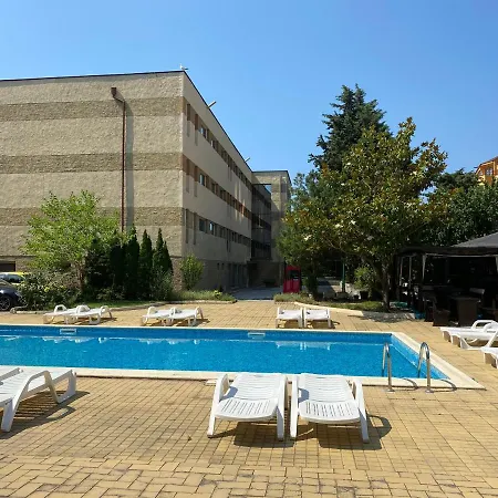 Kamenec Budget 2*