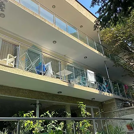 Kamenec Budget מלון